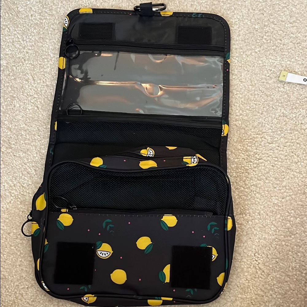 Travel Organizer with Lemon Print